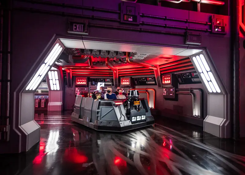 The 10 Best Rides at Disneyland (Ranked)