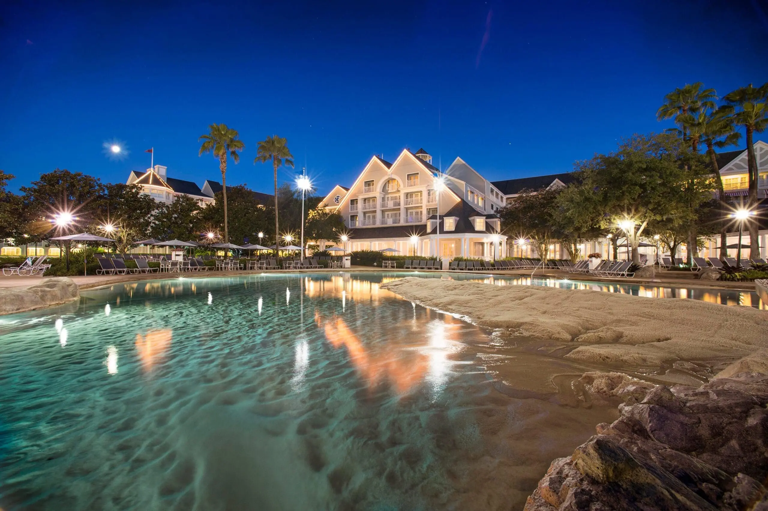 Disneys-Yacht-and-Beach-Club-Resort