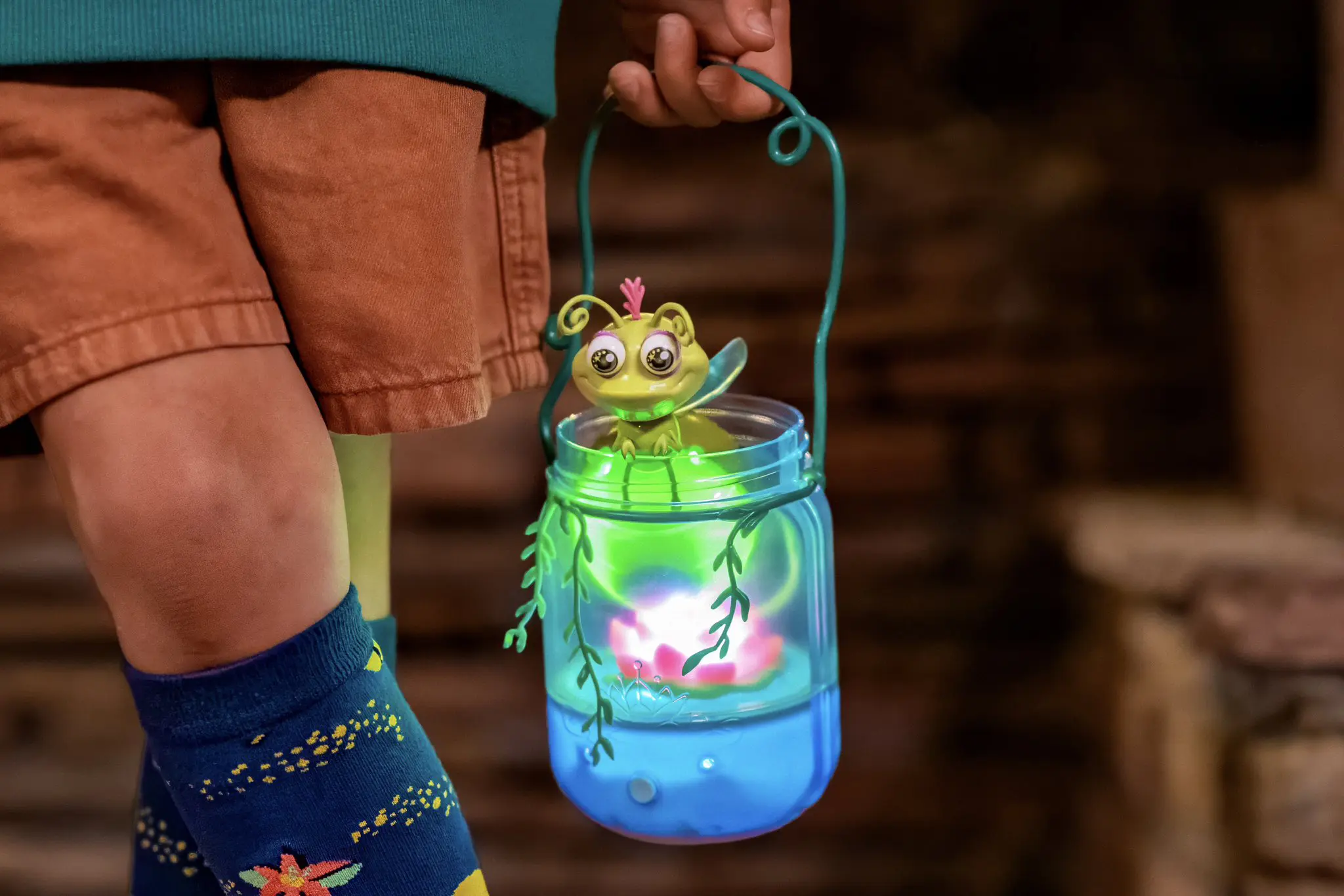 Magic Kingdom to Unveil Interactive Firefly in a Jar as Part of Tiana's Bayou Adventure