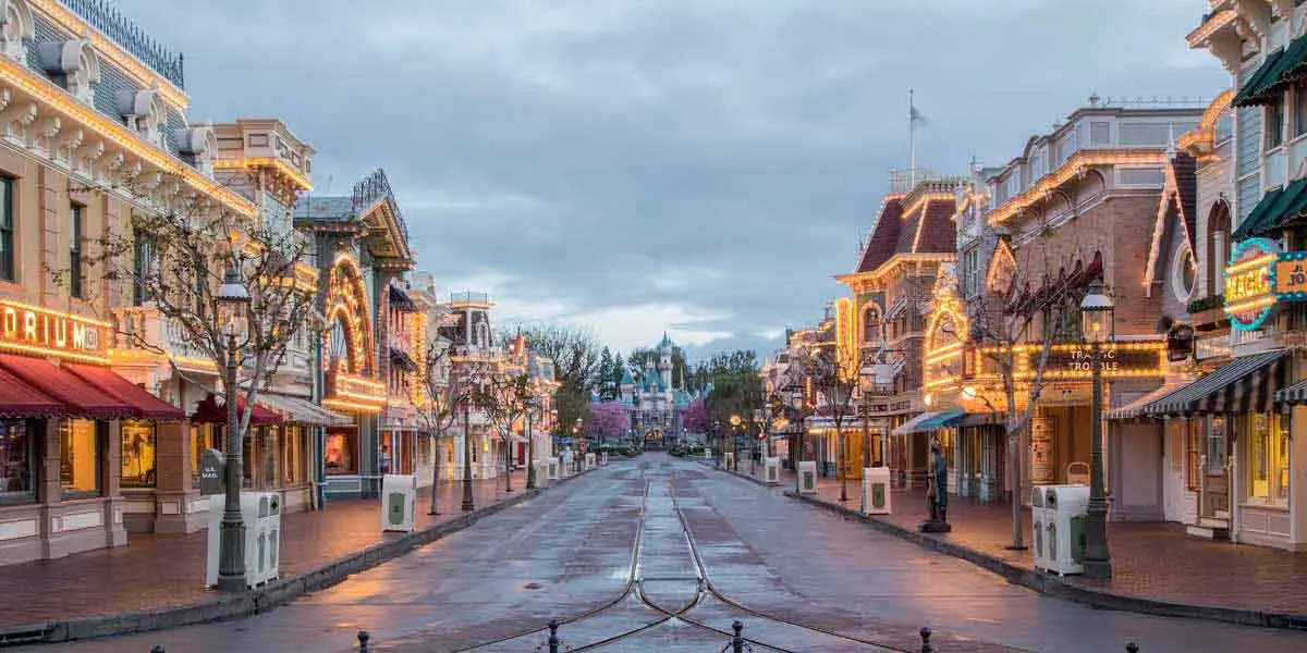 Disneyland’s Opening Delayed After Oil Leak on Main Street U.S.A.