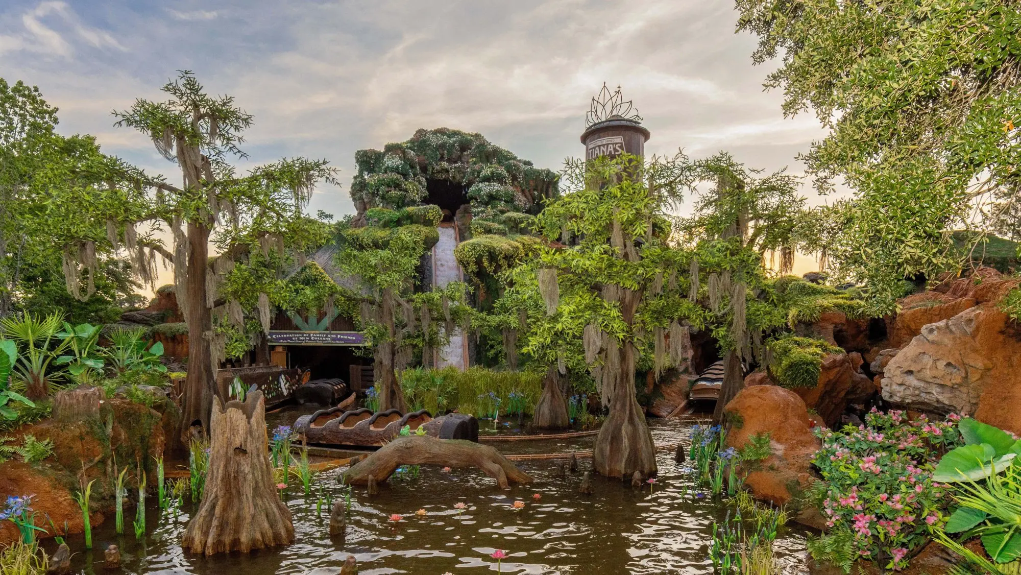 Disneyland Offers Virtual Queue and Lightning Lane for New Tiana’s Bayou Adventure