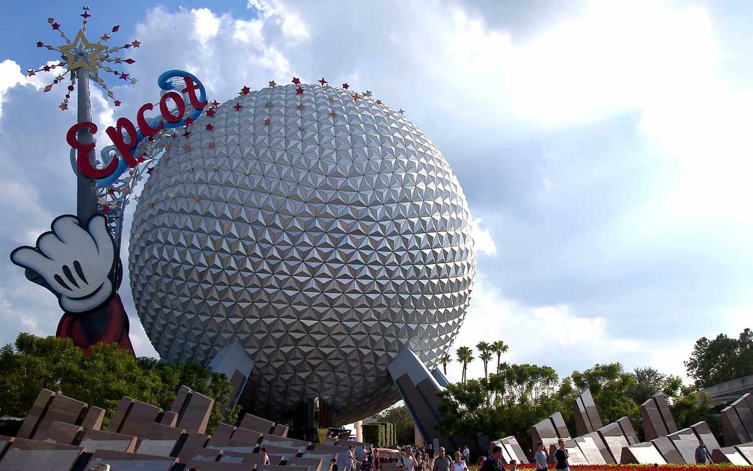 Disney World Cuts Operations, 50% Attraction Closure Begins Tomorrow