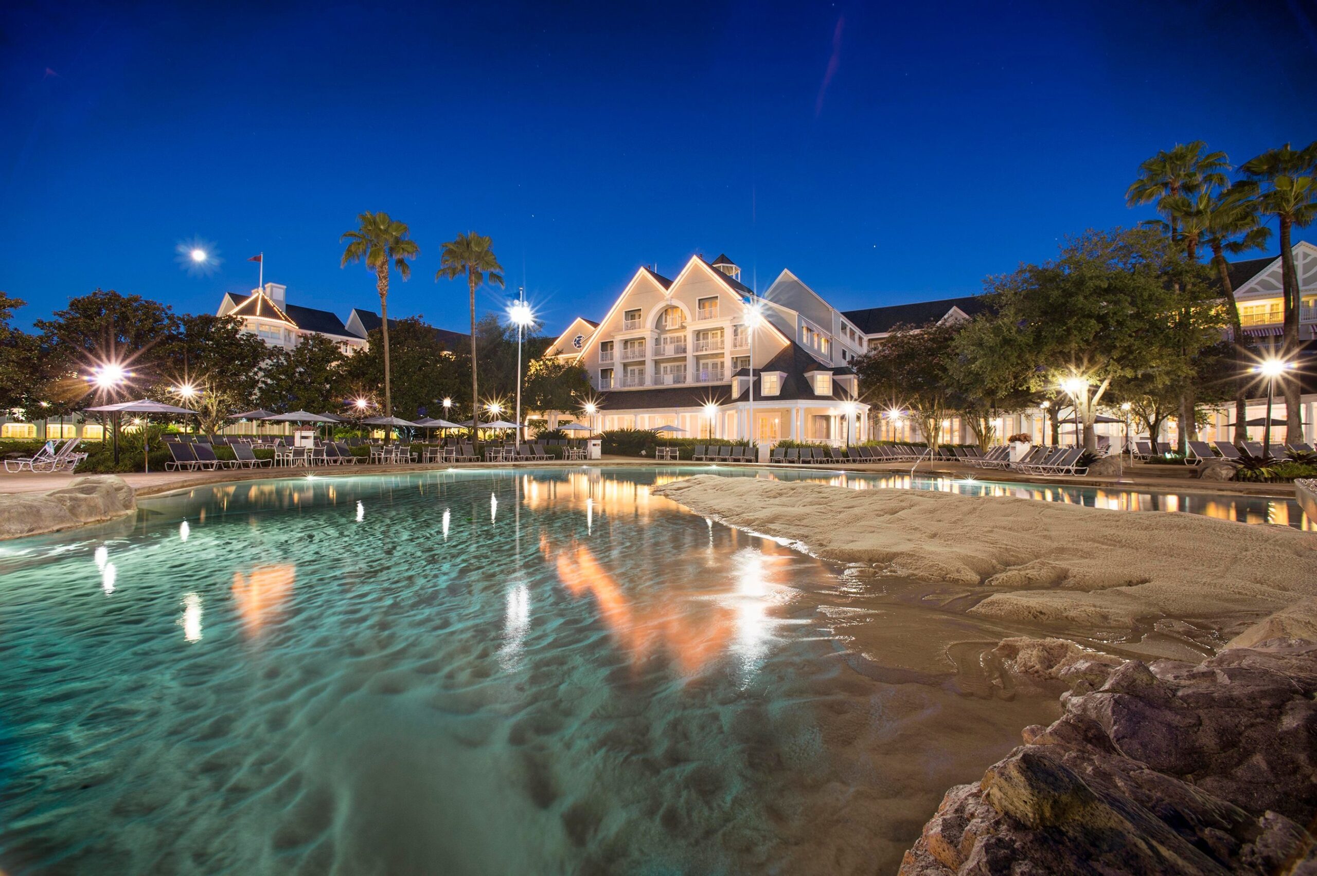 Disneys-Yacht-and-Beach-Club-Resort